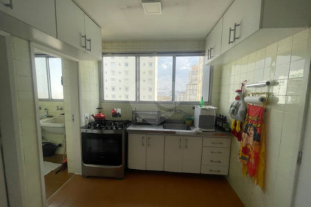Apartamento à venda com 3 quartos, sendo 1 suíte, em Cerqueira César, São Paulo, SP