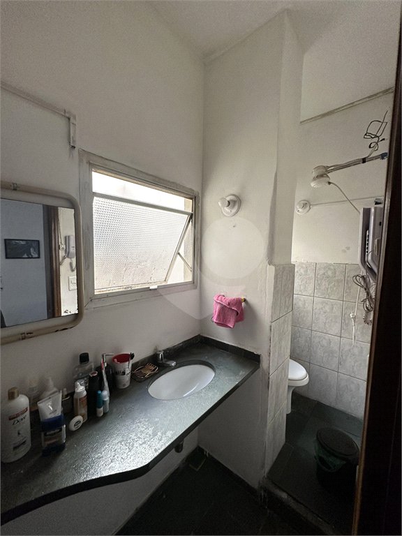 Apartamento à venda com 3 quartos, sendo 1 suíte, em Santa Cecília, São Paulo, SP