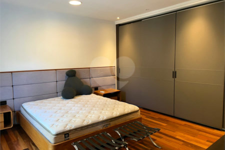 Casa para alugar com 3 quartos, sendo 1 suíte, no condomínio Res Villeneuve, São Paulo - SP
