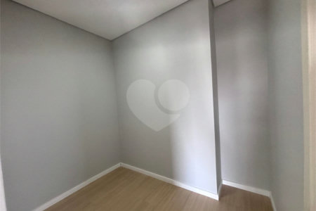 Casa à venda com 3 suítes no condomínio Helena Maria, Sorocaba - SP