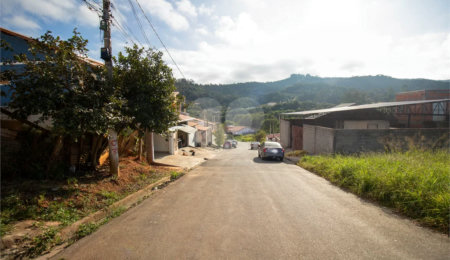 Terreno à venda em Vila Guilhermina, São Roque, SP