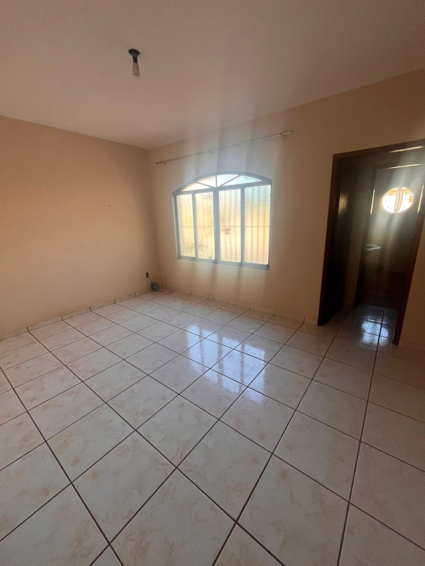 Casa para alugar com 4 quartos, sendo 2 suítes, ao lado da Unasp, em Parque Ortolândia, Hortolândia - SP
