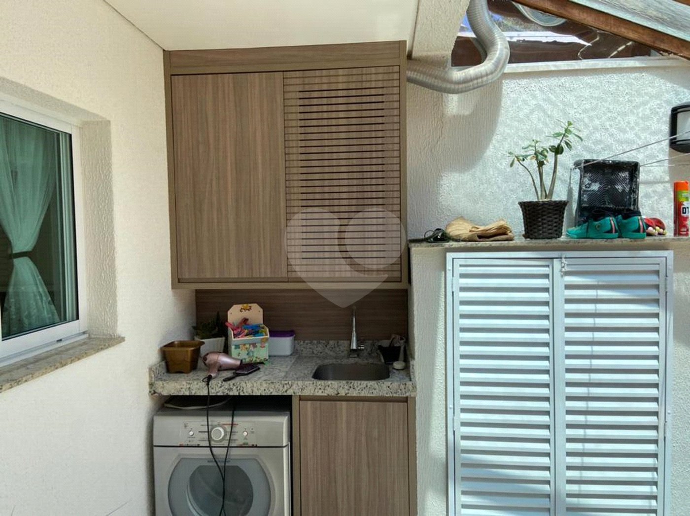 Sobrado à venda com 4 quartos, sendo 2 suítes, em Vila Alpina, Santo André, SP