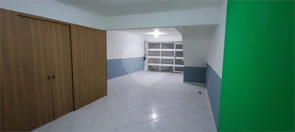 Casa à venda com 3 quartos, sendo 1 suíte, no condomínio Residencial Gabriela, São Paulo - SP