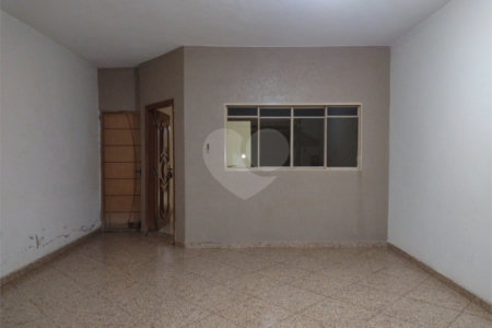 Casa à venda com 2 quartos, sendo 1 suíte, em Santa Eudóxia, São Carlos, SP