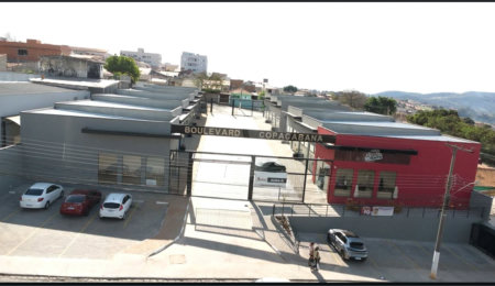 Salão Comercial para alugar em Jardim das Cerejeiras, Atibaia, SP