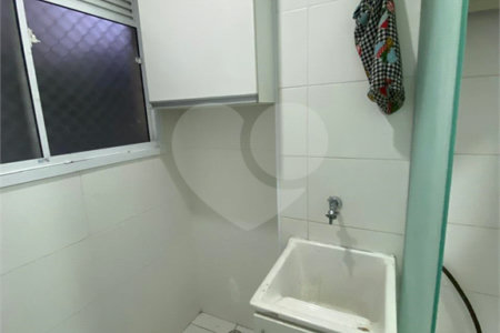 Apartamento à venda com 2 quartos em Vila Zat, São Paulo, SP