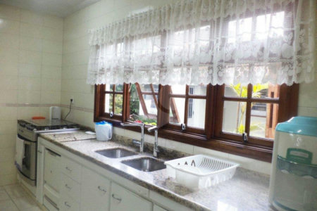 Sobrado à venda com 3 quartos, sendo 1 suíte, em Campo Belo, São Paulo, SP