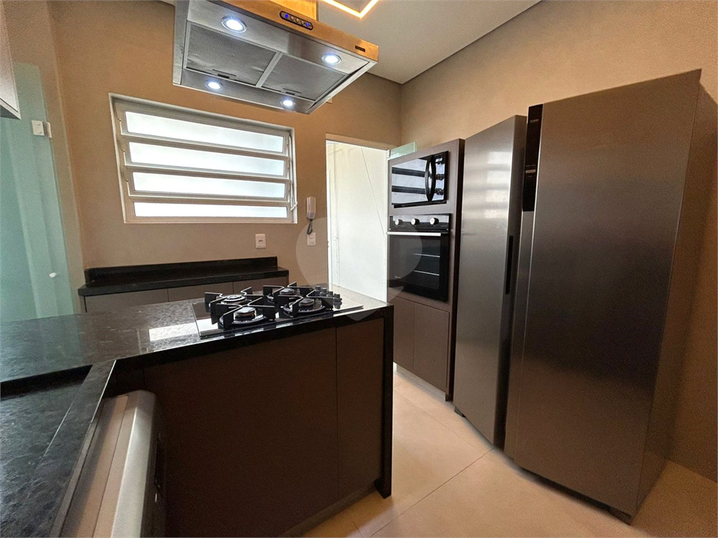 Apartamento à venda com 2 quartos, sendo 1 suíte, em Cerqueira César, São Paulo, SP