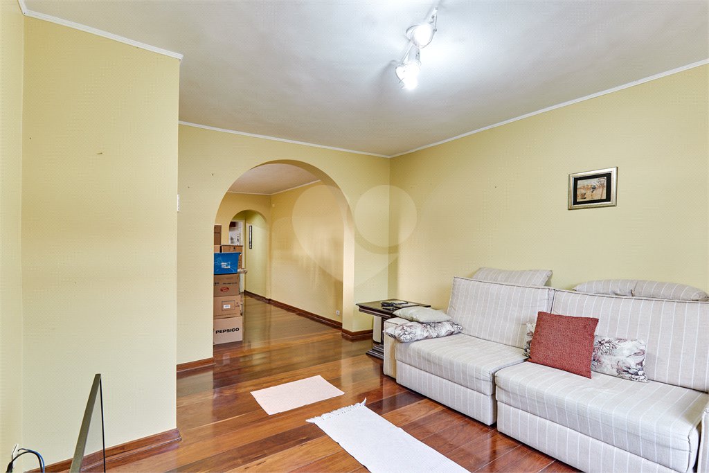 Sobrado à venda com 3 quartos, sendo 1 suíte, em Jardim Prudência, São Paulo, SP