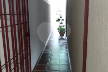 Sobrado à venda com 3 quartos em Vila Cordeiro, São Paulo, SP