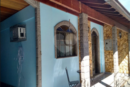 Casa à venda com 4 quartos, sendo 1 suíte, em Campo Grande, Rio de Janeiro, RJ