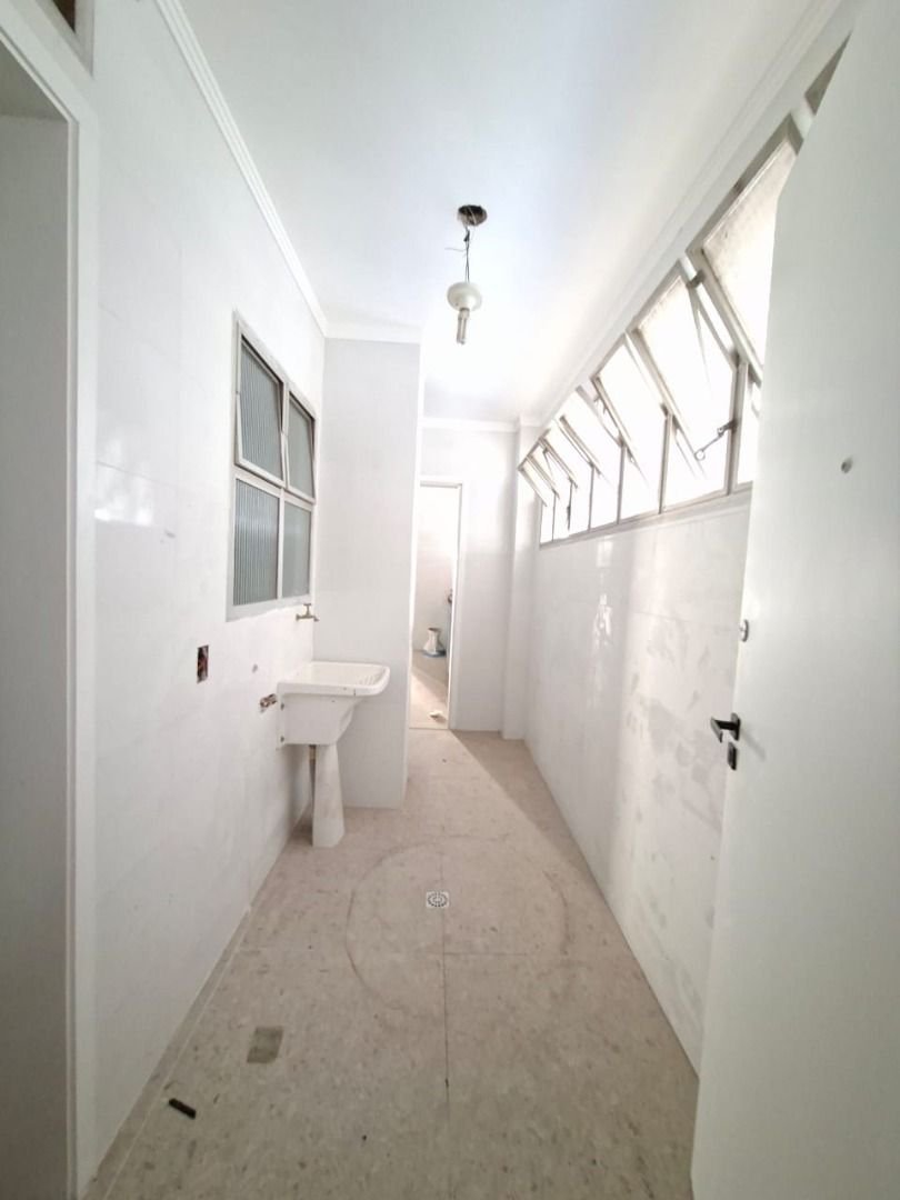 Apartamento com 2 dormitórios para alugar, 113 m² por R$ 8.000,00/mês - Gonzaga - Santos/SP