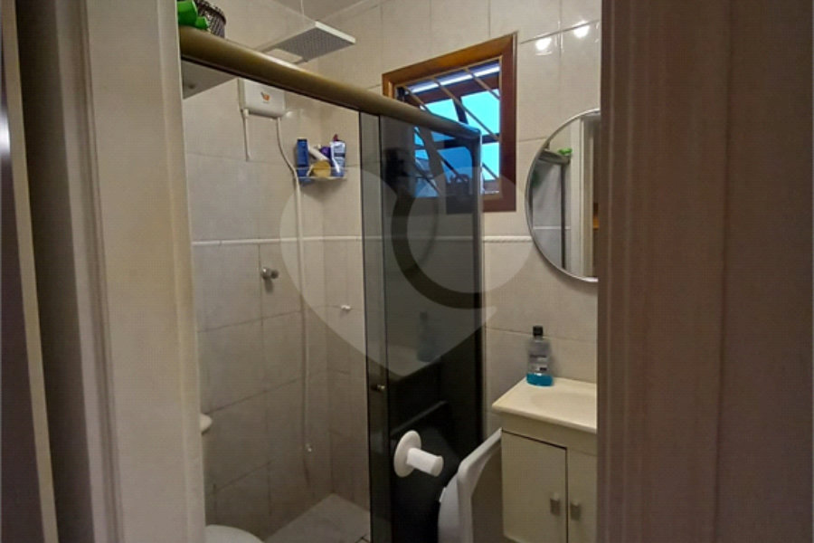 Sobrado à venda com 2 quartos em Vila Guilherme, São Paulo, SP