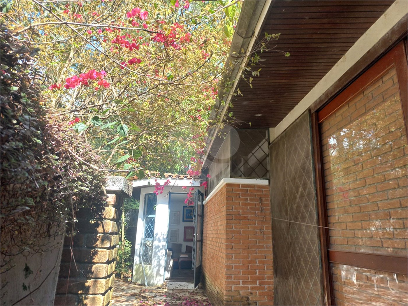 Casa à venda com 3 quartos, sendo 2 suítes, em Morumbi, São Paulo, SP