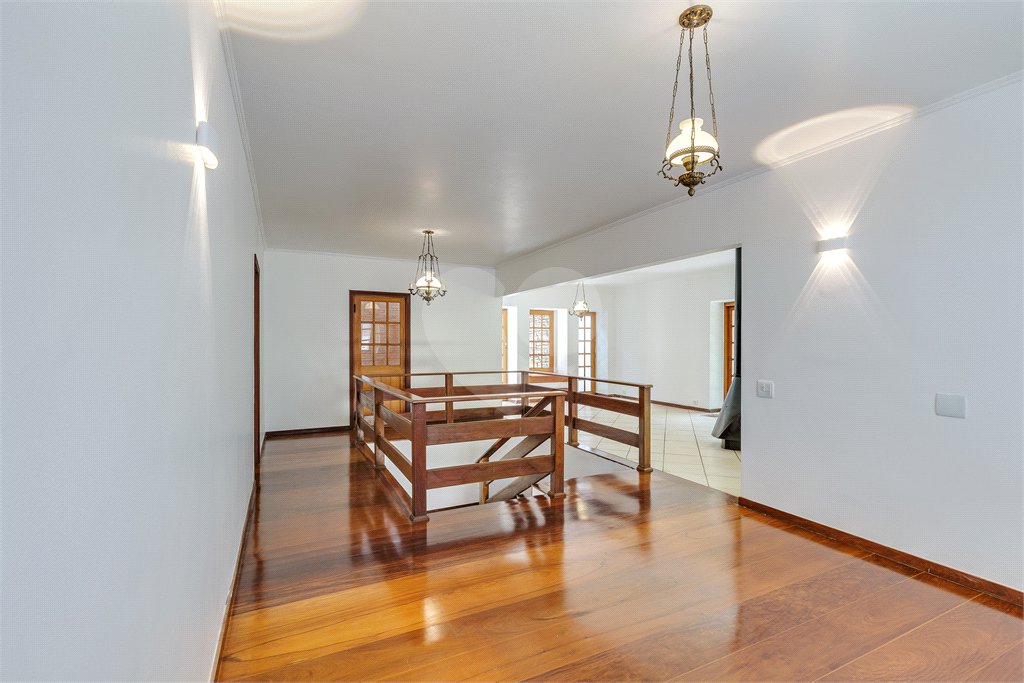 Casa à venda com 3 quartos, sendo 1 suíte,  em Granja Julieta, São Paulo, SP