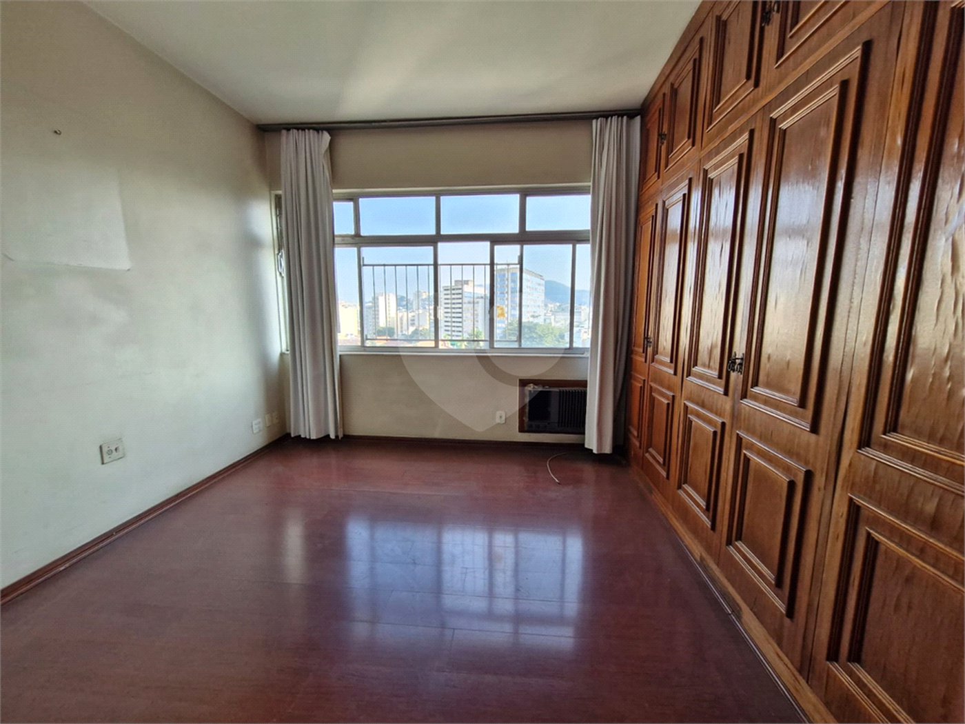 Apartamento à venda com 3 quartos, sendo 1 suíte,  em Tijuca, Rio de Janeiro, RJ