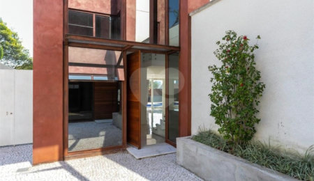 Casa à venda com 4 suítes no condomínio Porto Fino, São Paulo - SP
