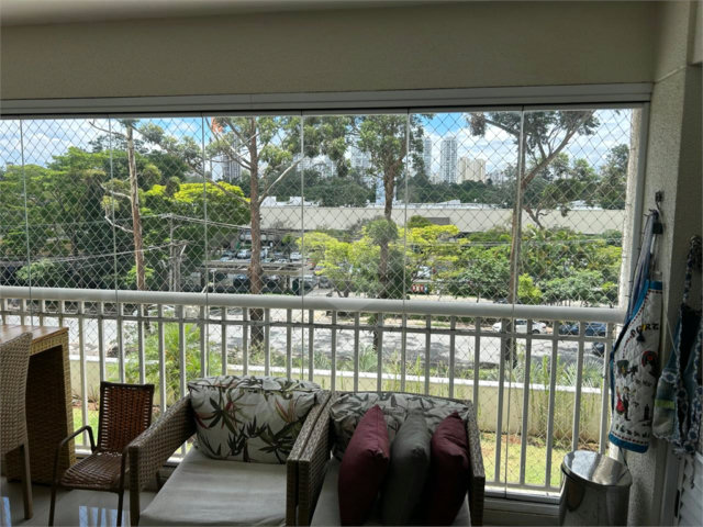 Apartamento à venda com 3 suítes em Jardim Marajoara, São Paulo, SP
