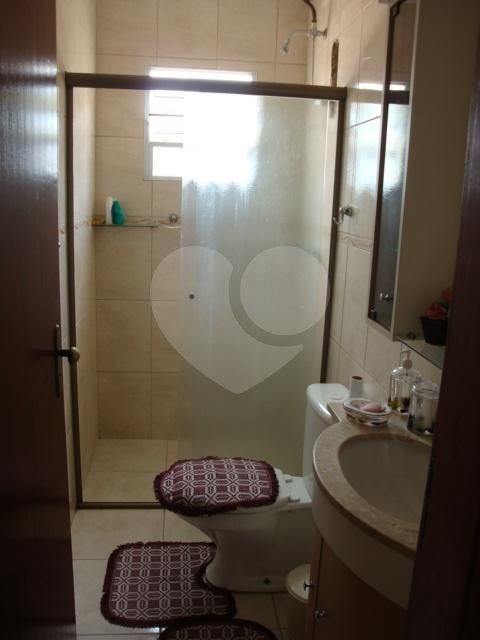 Sobrado à venda com 3 quartos, sendo 1 suíte, em Vila Santa Terezinha (zona Norte), São Paulo, SP