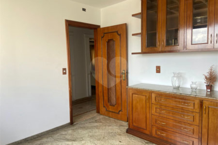 Apartamento à venda com 3 suítes em Tatuapé, São Paulo, SP