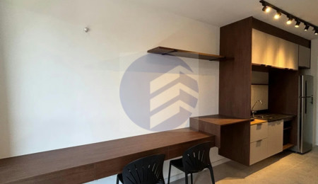 Studio novo e mobiliado para locação 26m² em Pinheiros – próximo ao metrô Faria Lima!