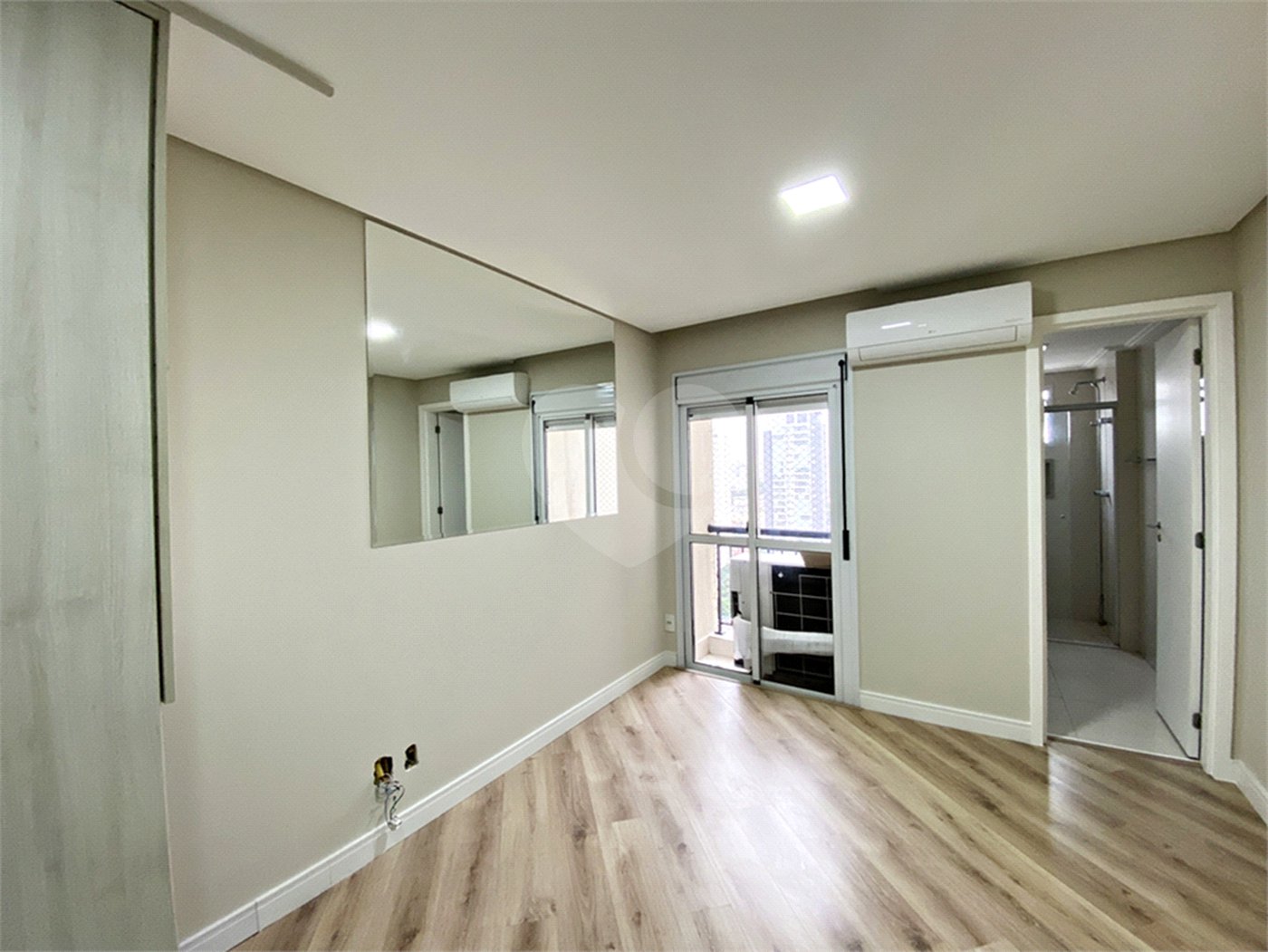 Apartamento à venda com 3 suítes em Santana, São Paulo, SP