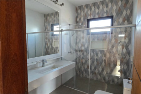 Casa à venda com 3 suítes em Jardim Nova América, Louveira, SP