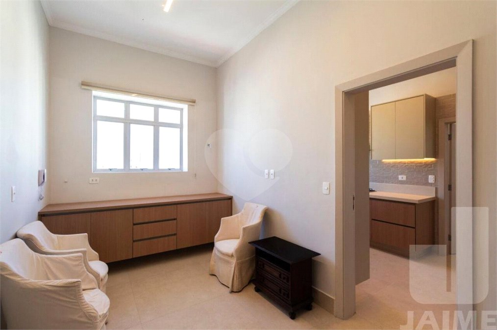 Apartamento à venda ou para alugar com 4 quartos, sendo 2 suítes, em Higienópolis, São Paulo, SP