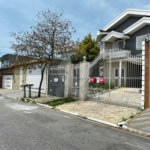 Sobrado à venda com 4 quartos, sendo 3 suítes,  em Vila Áurea, Poá, SP