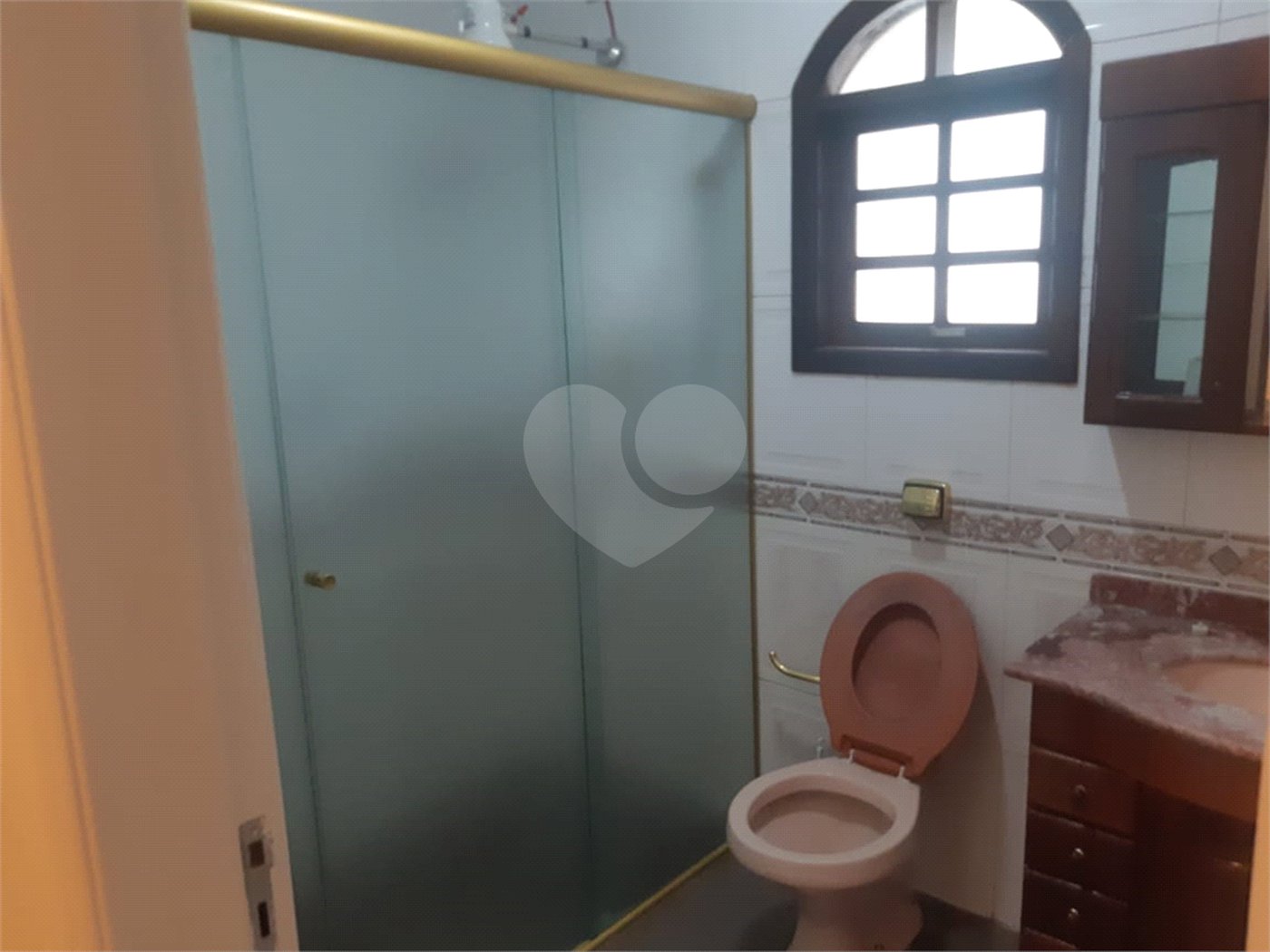 Casa à venda com 2 quartos em Vila Galvão, Guarulhos, SP