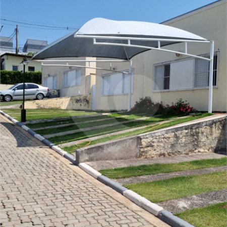 Casa à venda com 3 quartos, sendo 1 suíte, no condomínio Residencial Vila D`ouro, Cotia - SP