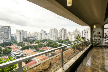 Apartamento à venda com 4 suítes em Brooklin, São Paulo, SP