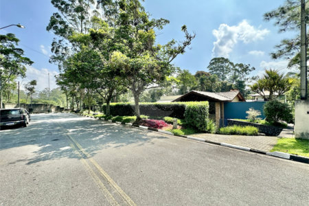 Casa à venda com 4 suítes no condomínio Parque das Artes, Embu das Artes - SP