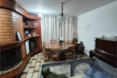 Casa à venda com 4 quartos, sendo 3 suítes,  em Planalto Paulista, São Paulo, SP