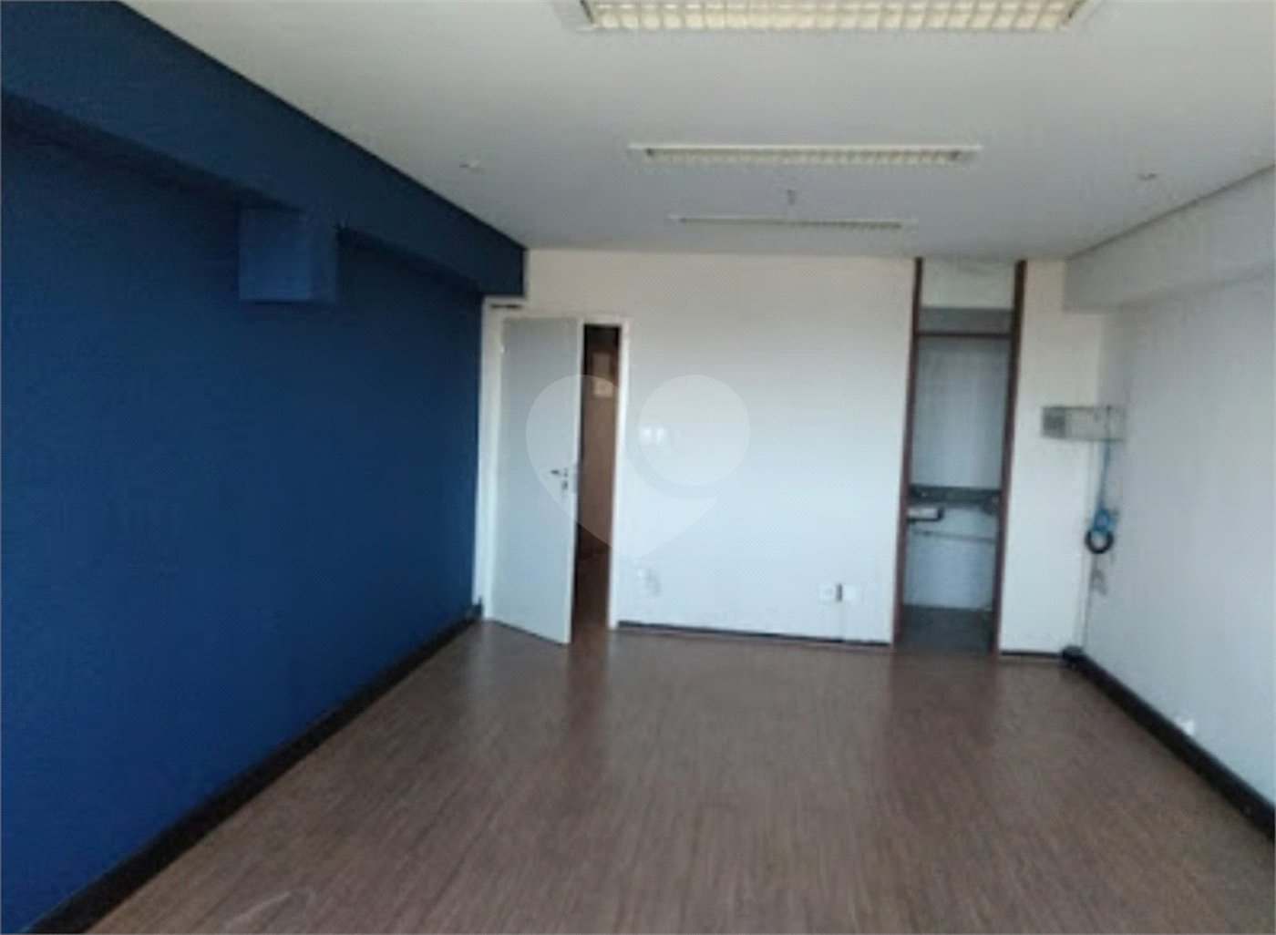 Sala à venda em Santana de Parnaíba, Santana de Parnaíba, SP