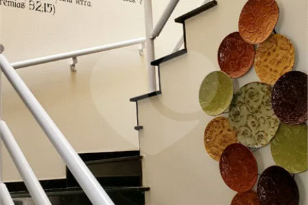 Sobrado à venda com 3 quartos, sendo 1 suíte,  em Parada Inglesa, São Paulo, SP