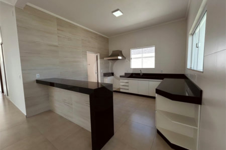 Casa à venda com 3 suítes, em Orla Norte, Porto Seguro, BA