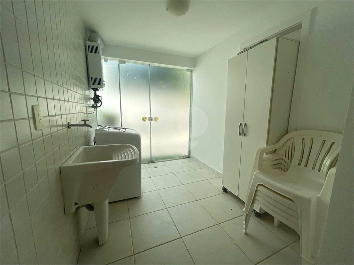 Casa em condomínio à venda com 5 quartos, sendo 2 suítes,  em Bosque de Geribá, Armação dos Búzios, RJ