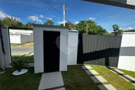 Casa à venda com 3 quartos, sendo 1 suíte, no condomínio Parque Guará, Rio de Janeiro - RJ