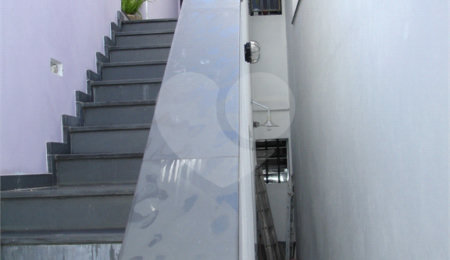 Casa à venda com 4 quartos, sendo 1 suíte,  em Vila Paulicéia, São Paulo, SP