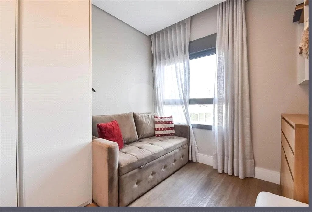 Apartamento à venda na Vila Mariana. Localização espetacular!