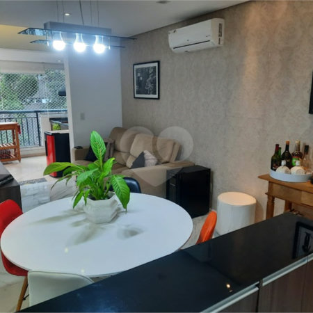 Apartamento à venda com 3 quartos, sendo 1 suíte, em Vila Andrade, São Paulo, SP