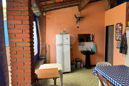 Chácara à venda com 2 quartos em Conceição, Itapetininga, SP