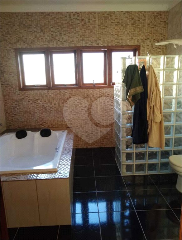 Sobrado à venda com 4 quartos, sendo 1 suíte, em Nova Itatiba, Itatiba, SP