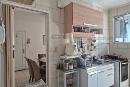 Apartamento com 2 dormitórios à venda, 76 m² por R$ 385.000,00 - Vila Matias - Santos/SP