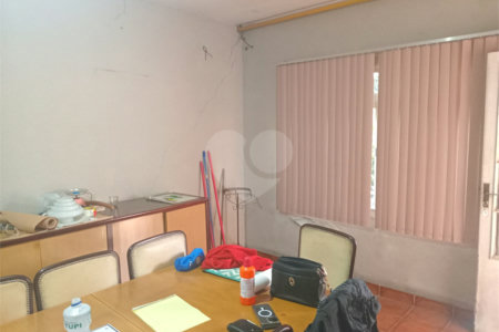 Casa Térrea à venda com 4 quartos em Vila Pita, São Paulo, SP