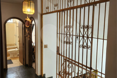 Sobrado à venda com 4 quartos, sendo 2 suítes, em Jardim Leonor, São Paulo, SP