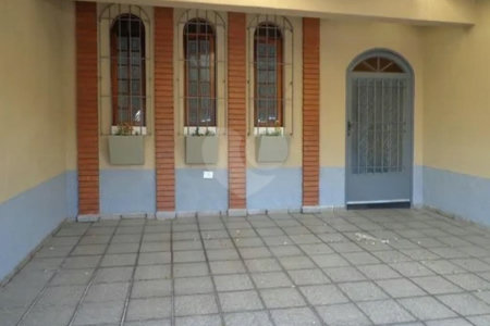 Casa à venda com 3 quartos, sendo 1 suíte,  em Vila Campesina, Osasco, SP