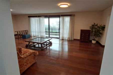 Apartamento para alugar com 4 quartos, sendo 3 suítes, em Santo Amaro, São Paulo, SP